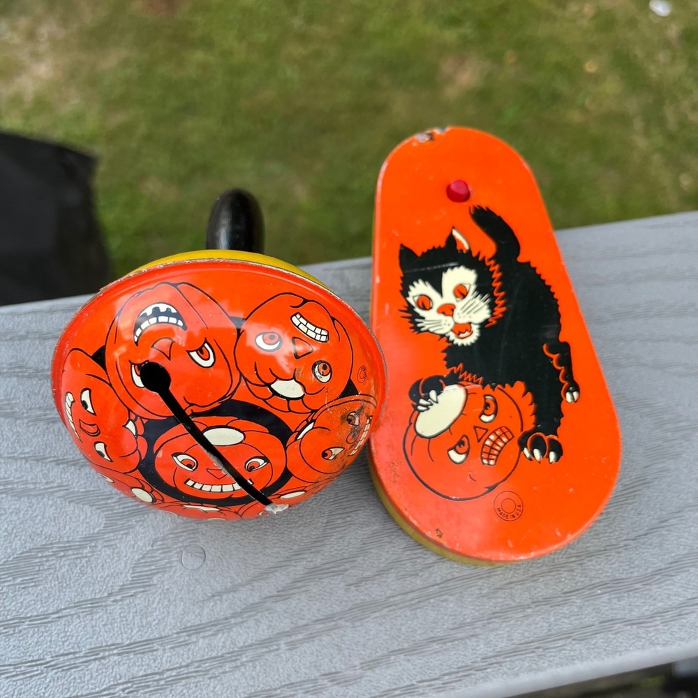 Vintage 1940s Halloween Tin Litho Noisemaker Set Black Cat Pumpkin Bell Clapper - Picture 11 of 11